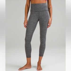 Lululemon Align leggings 25” size 6 in the color Heathered Graphite Grey.